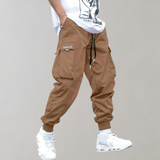 Tomáš – Pánské Cargo Joggingové Kalhoty – Fialové Streetwear Kalhoty s Kapsami na Zip a Náplety